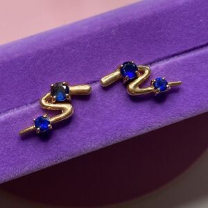 💛 Vintage Gold Plated Blue Stone Zig Zag Earrings